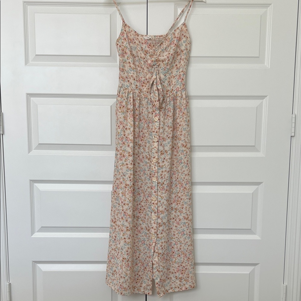 Chic Floral Button-Down Maxi Dress